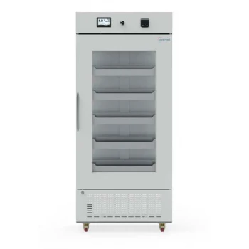 Холодильник для хранения компонентов крови на 685л. (Т4+/-1 °C)